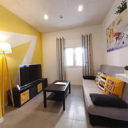 The Yellow Corner * Alicante